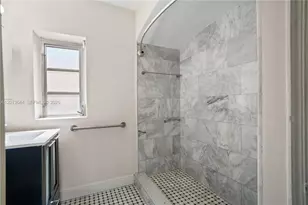 2460 SW 24th St, Miami, FL 33145 - Photo 20