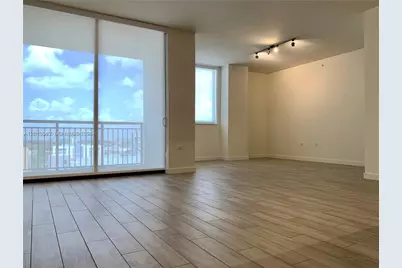 999 SW 1st Ave #2712, Miami, FL 33130 - Photo 2