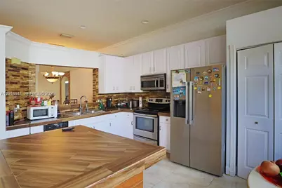 13463 SW 27th St, Miramar, FL 33027 - Photo 12