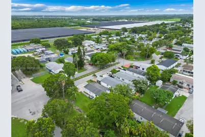 19800 SW 180th Ave # 247, Miami, FL 33187 - Photo 26