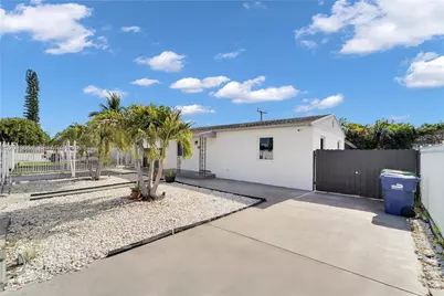 9425 NW 36th Ave, Miami, FL 33147 - Photo 26