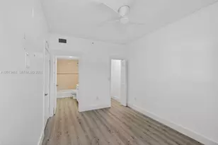 5271 SW 8th St, Miami, FL 33134 - Photo 14