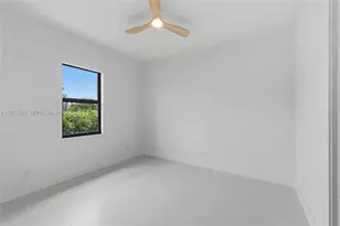 1730 SW 38th Ln, Cape Coral, FL 33914 - Photo 38