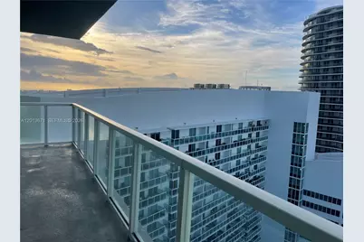 1900 N Bayshore Dr #4109, Miami, FL 33132 - Photo 2