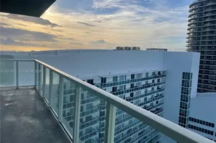 1900 N Bayshore Dr, Miami, FL 33132 - Photo 2
