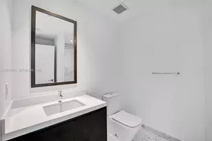 851 NE 1st Ave, Miami, FL 33132 - Photo 16