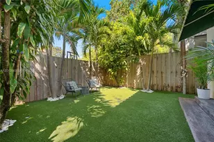 3274 Gifford Ln, Miami, FL 33133 - Photo 26