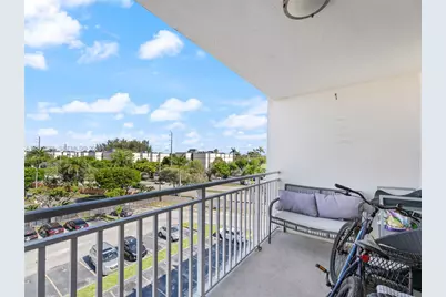 6950 Miami Gardens Dr #2-506, Hialeah, FL 33015 - Photo 14