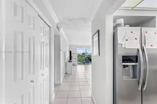 6950 Miami Gardens Dr, Hialeah, FL 33015 - Photo 2