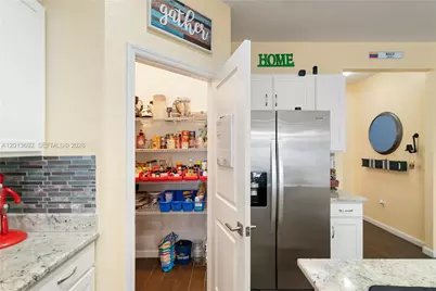 13211 SW 272nd Ln, Homestead, FL 33032 - Photo 10