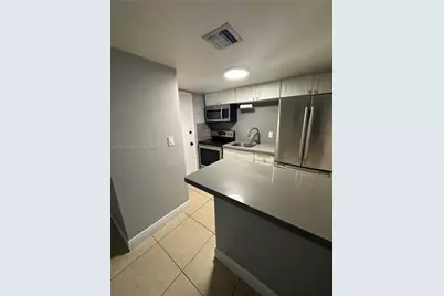 24 Calabria Ave #12, Coral Gables, FL 33134 - Photo 2