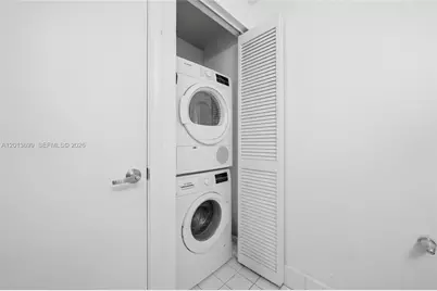 601 NE 36th St #2707, Miami, FL 33137 - Photo 24