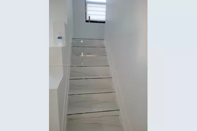 12686 NW 11th St, Miami, FL 33182 - Photo 8