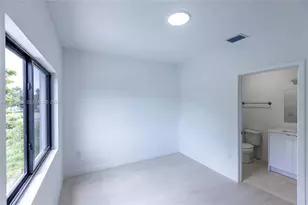 2969 NW 59th St, Miami, FL 33142 - Photo 8
