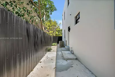 1840 SW 22nd Ter #1, Miami, FL 33145 - Photo 14