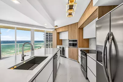 16445 Collins Ave #922, Sunny Isles Beach, FL 33160 - Photo 4