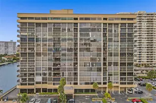 2017 S Ocean Dr, Hallandale Beach, FL 33009 - Photo 26