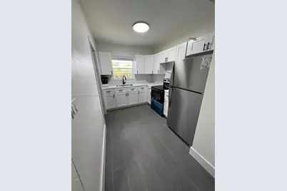 2640 NE 215th St #2640, Miami, FL 33180 - Photo 4
