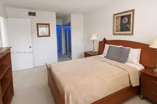 240 Lakeview Dr, Weston, FL 33326 - Photo 12