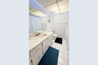 240 Lakeview Dr #212, Weston, FL 33326 - Photo 10