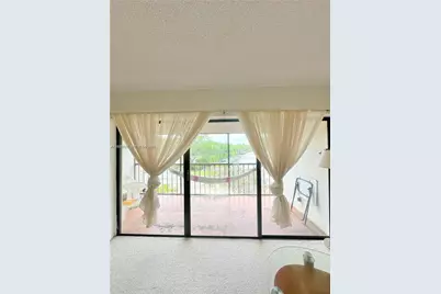 240 Lakeview Dr #212, Weston, FL 33326 - Photo 4