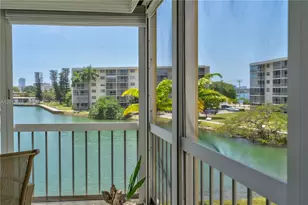 2851 Leonard Dr, Aventura, FL 33160 - Photo 2