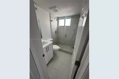 536 SW 7th St #6, Miami, FL 33130 - Photo 8