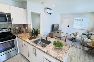 718 SE 13th St, Fort Lauderdale, FL 33316 - Photo 4
