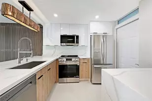 1145 Normandy Dr, Miami Beach, FL 33141 - Photo 6