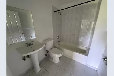 209 NE 141st St #4, Miami, FL 33161 - Photo 12