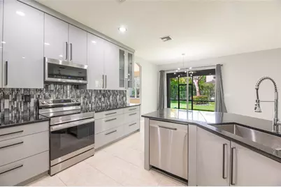 4207 W Whitewater Ave, Weston, FL 33332 - Photo 20
