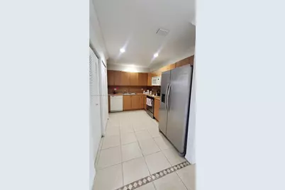 8804 NW 109th Pl #402, Doral, FL 33178 - Photo 14