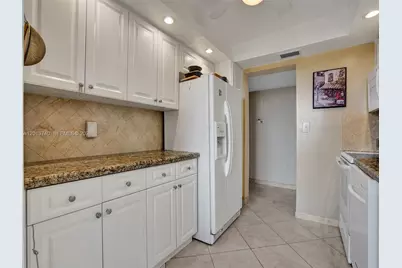 3113 S Ocean Dr #710, Hallandale Beach, FL 33009 - Photo 18