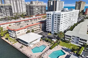 3113 S Ocean Dr, Hallandale Beach, FL 33009 - Photo 38
