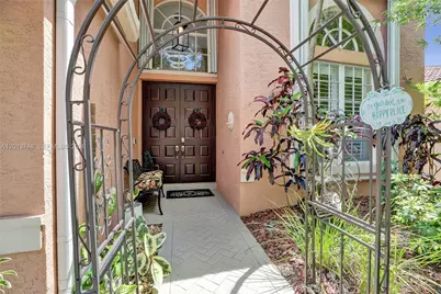 6204 NW 78th Ct, Parkland, FL 33067 - Photo 2