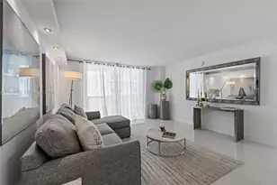 6039 Collins Ave, Miami Beach, FL 33140 - Photo 14