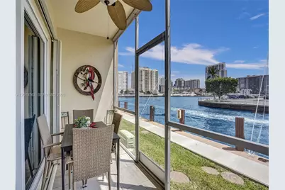 2600 Diana Dr #105, Hallandale Beach, FL 33009 - Photo 2
