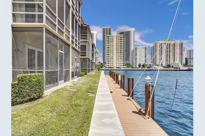 2600 Diana Dr #105, Hallandale Beach, FL 33009 - Photo 24
