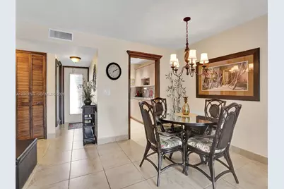 2600 Diana Dr #105, Hallandale Beach, FL 33009 - Photo 18