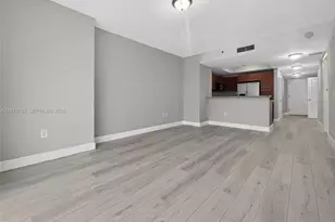 2681 N Flamingo Rd, Sunrise, FL 33323 - Photo 12