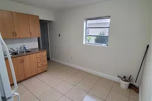 3425 SW 89th Ave, Miami, FL 33165 - Photo 10