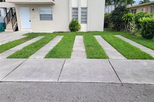 3425 SW 89th Ave, Miami, FL 33165 - Photo 2