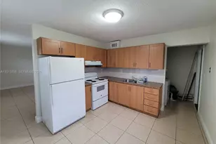 3425 SW 89th Ave, Miami, FL 33165 - Photo 6