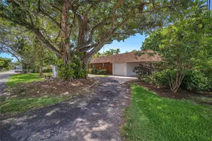 470 NE 113th St, Miami, FL 33161 - Photo 54