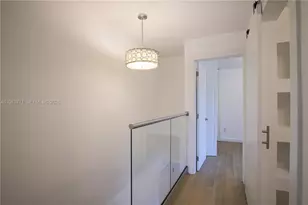 3239 W Trade Ave, Miami, FL 33133 - Photo 12