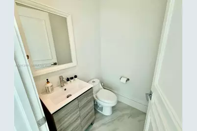 900 Brickell Key Blvd #2604, Miami, FL 33131 - Photo 16