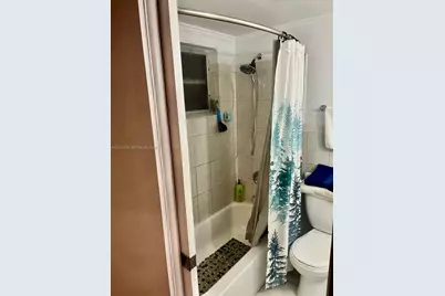 180 NE 12th Ave #16E, Hallandale Beach, FL 33009 - Photo 12