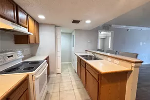 9909 Westwood Dr, Tamarac, FL 33321 - Photo 8