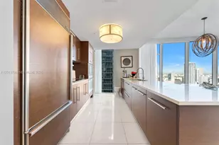 475 Brickell Ave, Miami, FL 33131 - Photo 8