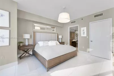 475 Brickell Ave #3515, Miami, FL 33131 - Photo 12